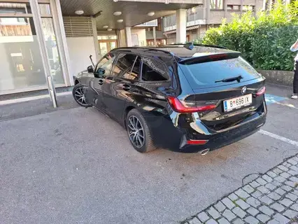 BMW - 320 - Touring - Sport X -Drive