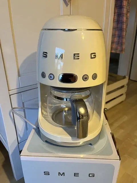 Sneg 50's Retro Style Filter- Kaffeemaschine - Creme (DCF02CREU) 