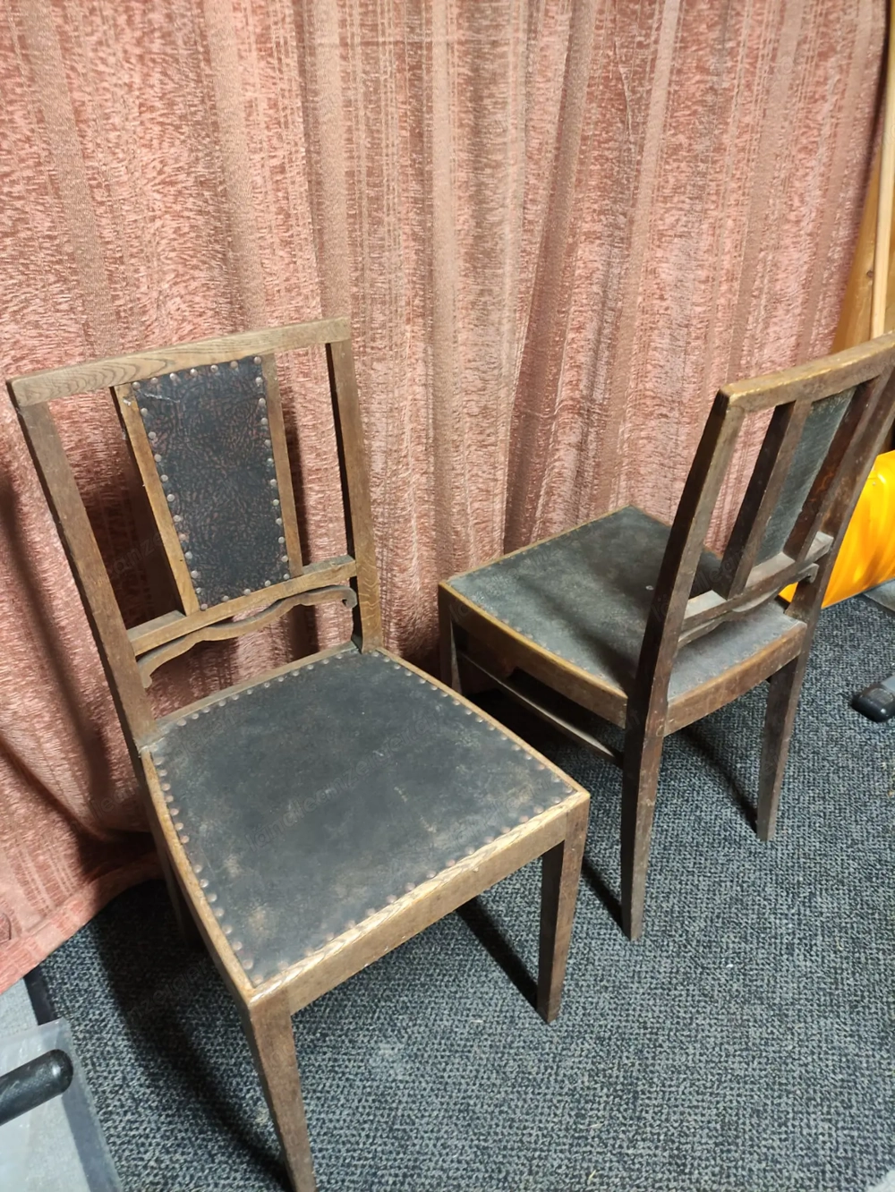 3 antike Stühle mit Lederbezug   zum Restaurieren