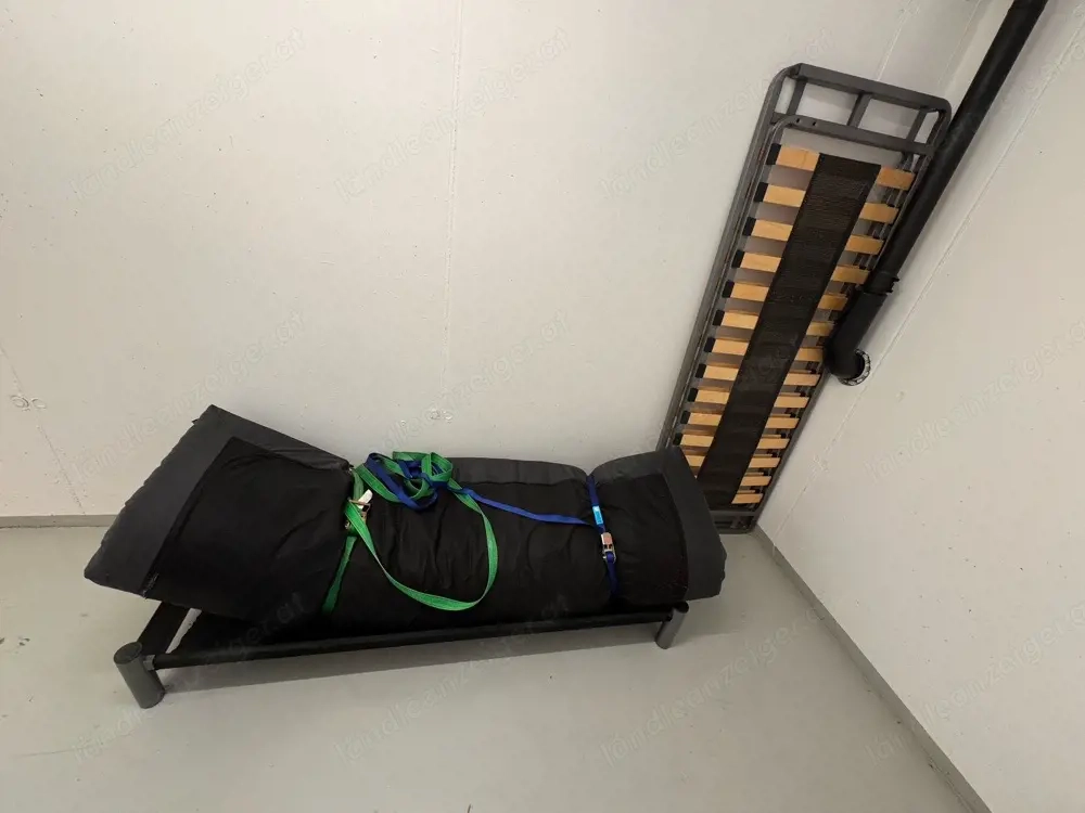 Schlafsofa zu verschenken