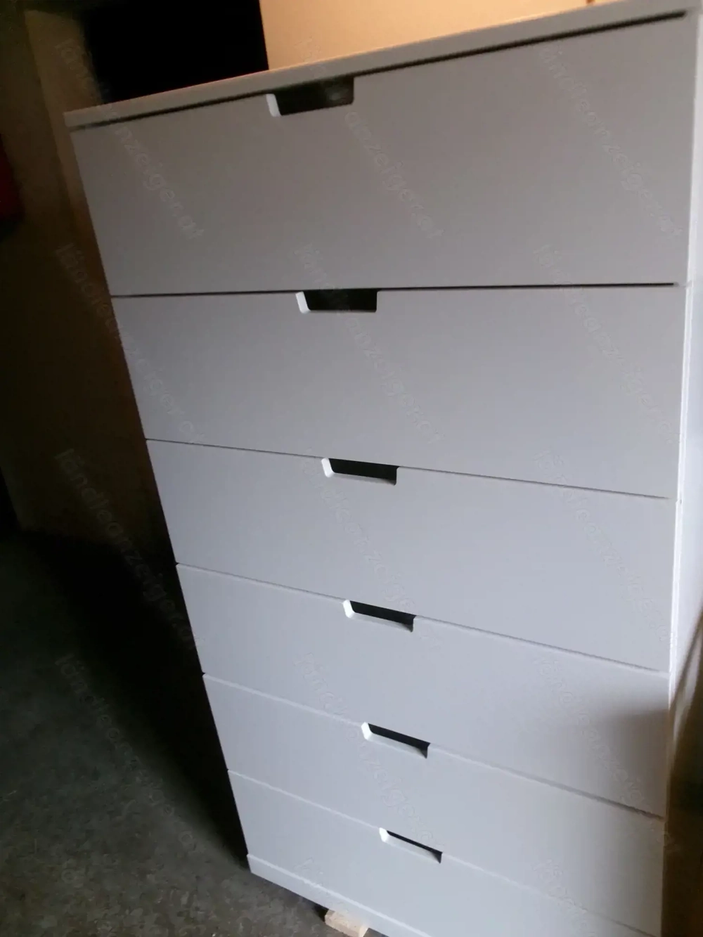 Schubladenschrank mit 6 Schubladen 