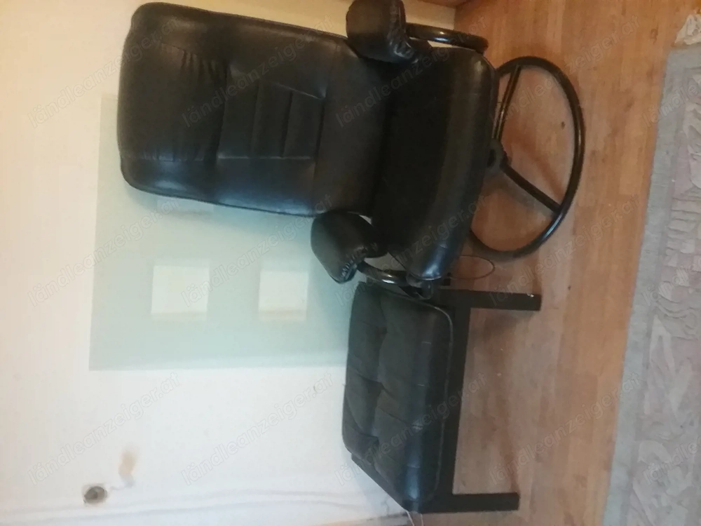 Verschenke Fernsesesse mit Hocker