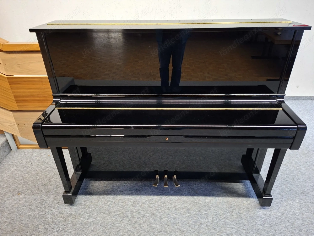 Klavier Akustik-Piano, Marke Yamaha U1 um Euro 3500,- (VHB)