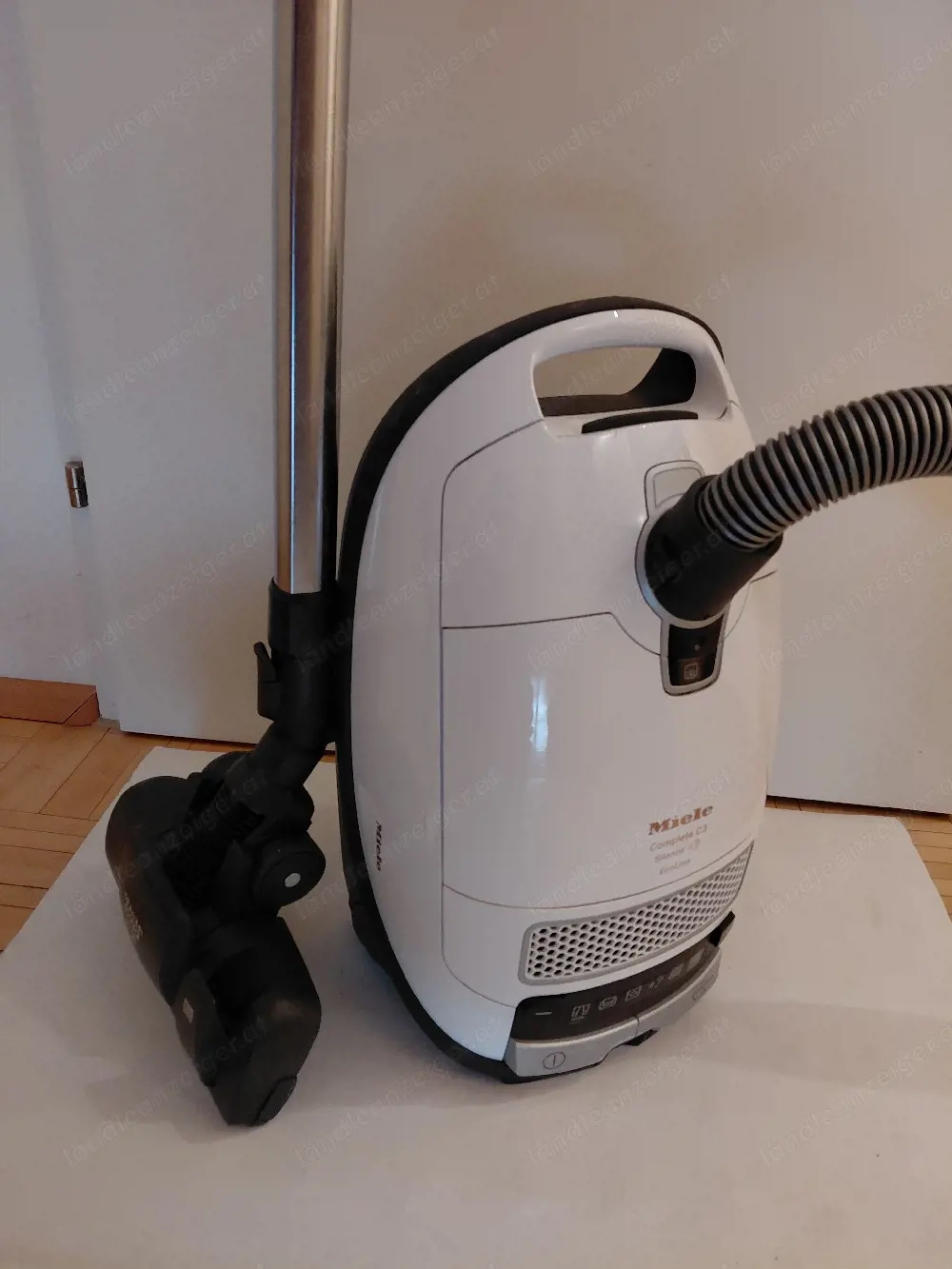 Miele Staubsauger Complete C3 Silence