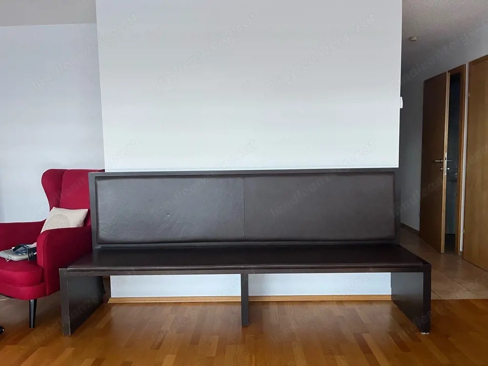 Holzbank mit Echtleder 