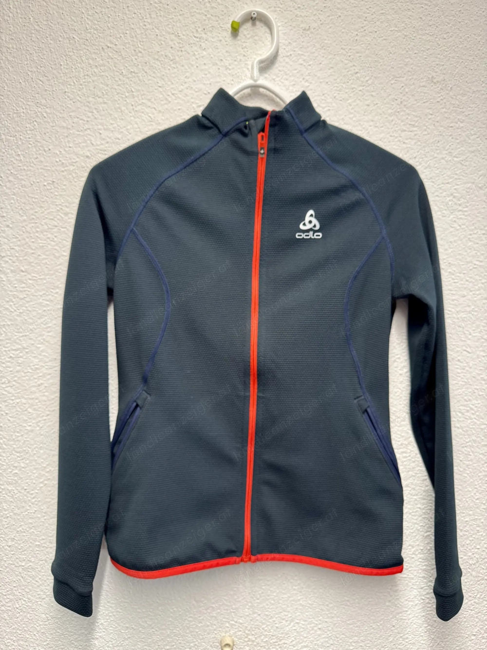 Sportliche Odlo Softshell Jacke - Grösse XS