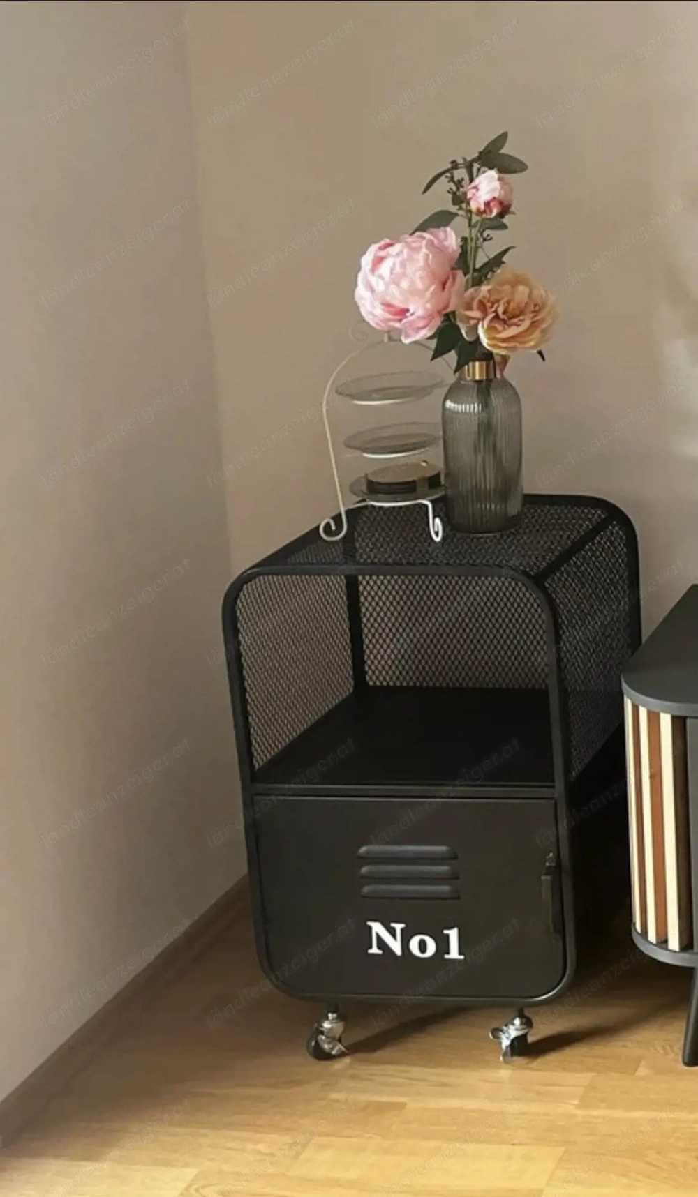 kleines rollKästchen mit magnetischer Tür