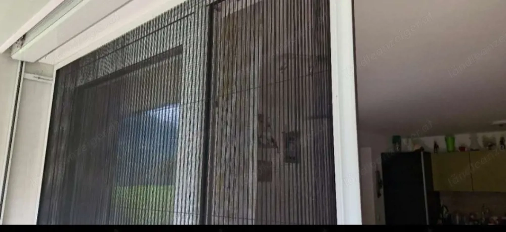 Verkaufe elektronische Aussenjaulosine und Fliegenschutzplisee