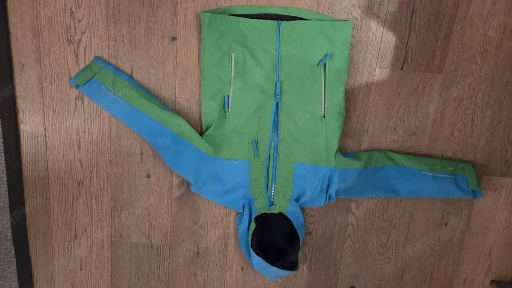 Frühjahrsjacke Gr 152 Marke Dare2b