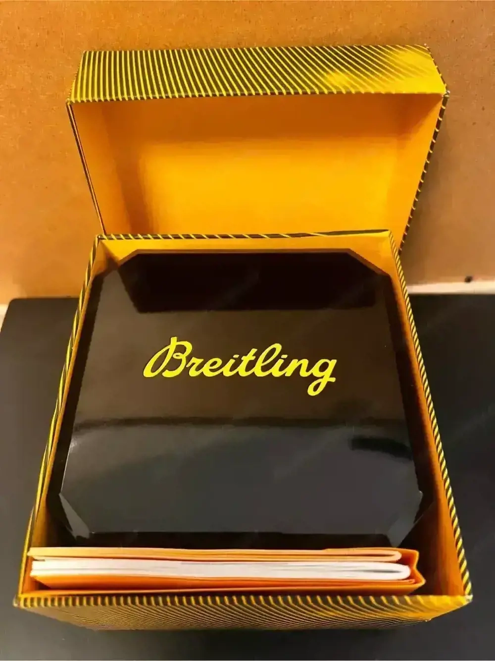 Original Breitling Uhrenbox inkl. Überkarton
