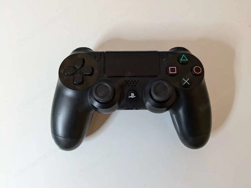 Ps4 Slim Pro Einwandfrei mit Controller