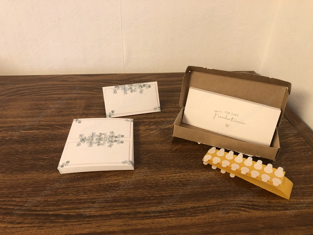 Tischkarten und Freudentränen Banderolen