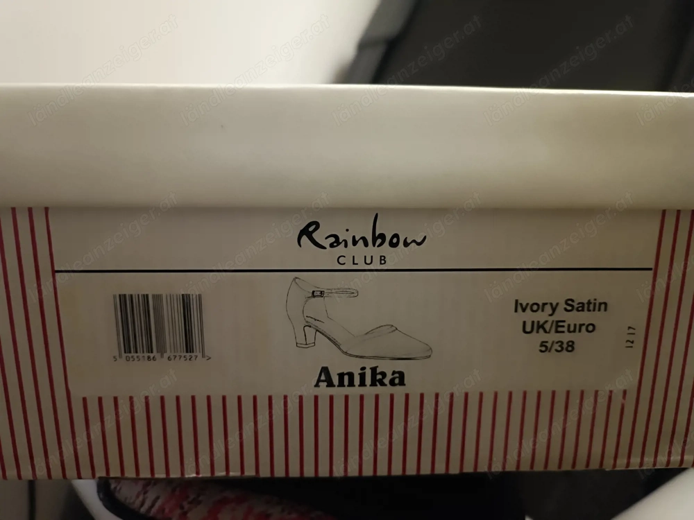 Rainbow Club Anika Brautschuh in Ivory Satin. 