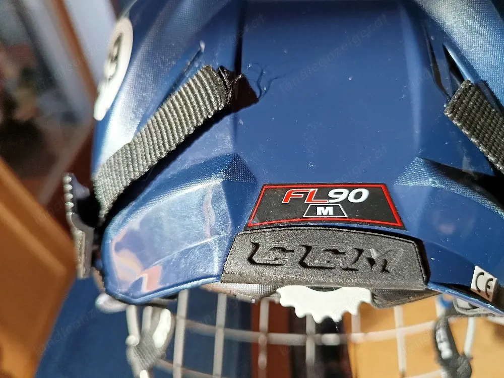 Eishockeyhelm, Eishockey 