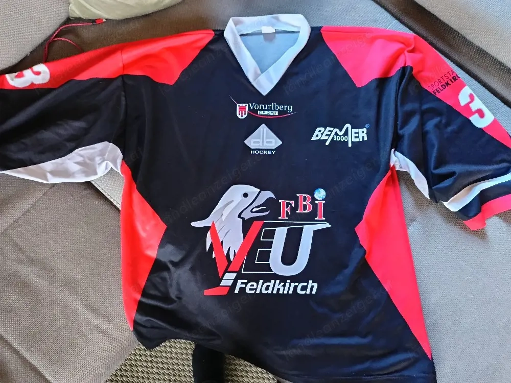 Eishockey, VEU Dress