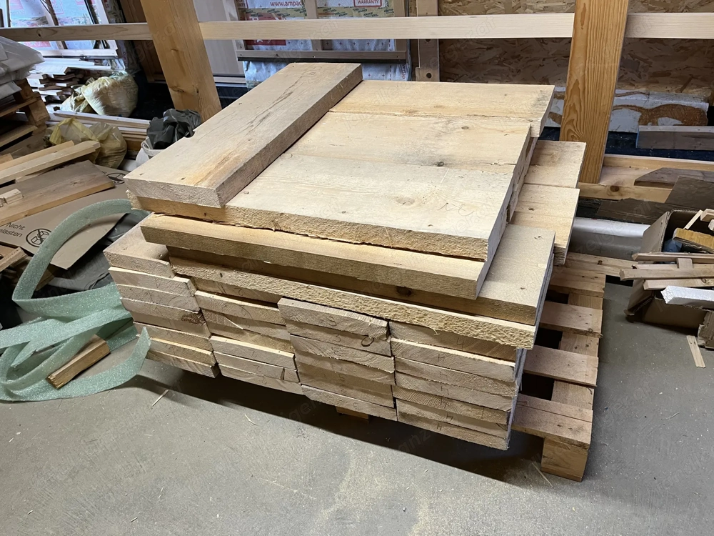 Baustiege, Bautreppe, Treppe, Stiege, Podest