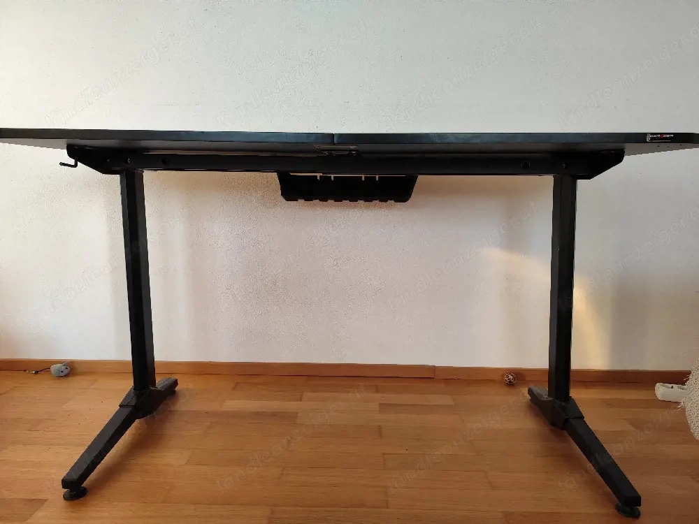 Gaming Tisch 