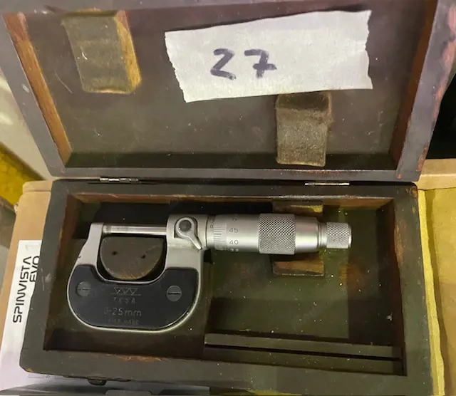 Mikrometer Bügelmessschraube 0-25