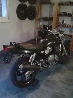 SuzukiGSX1200 inazuma