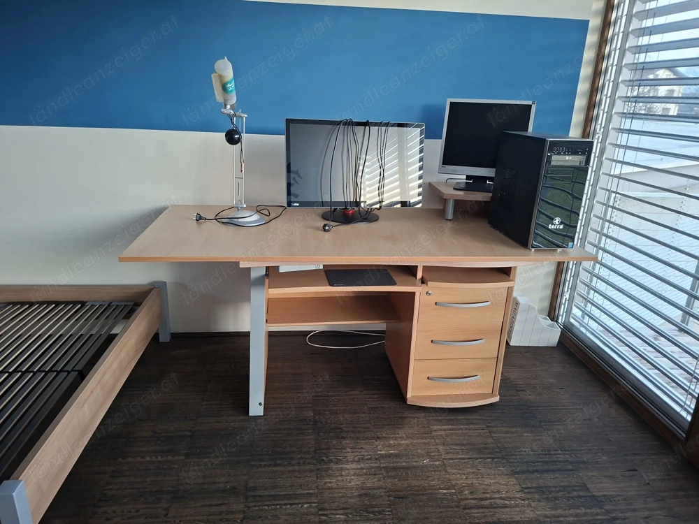 Schreibtisch Holzoptik