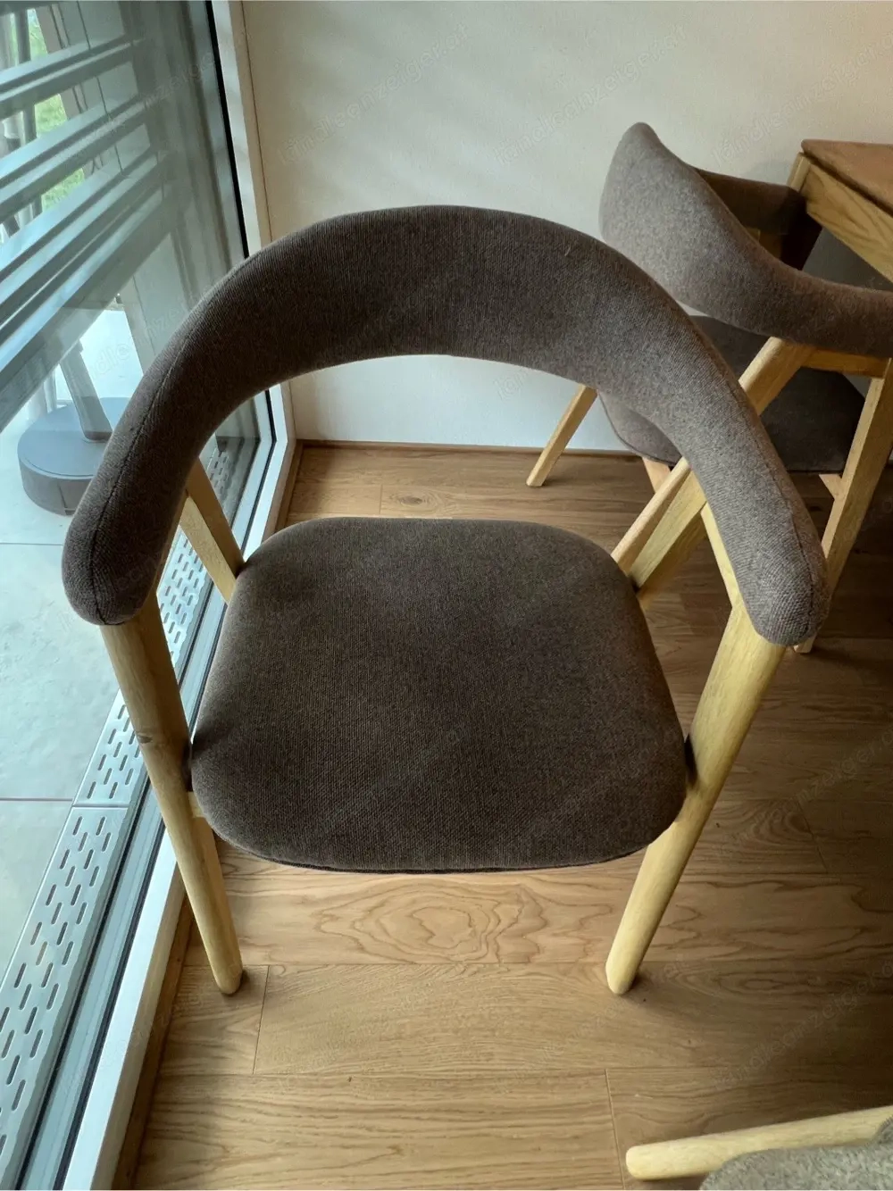 Westwing Armlehnstuhl Nik mit Polsterung