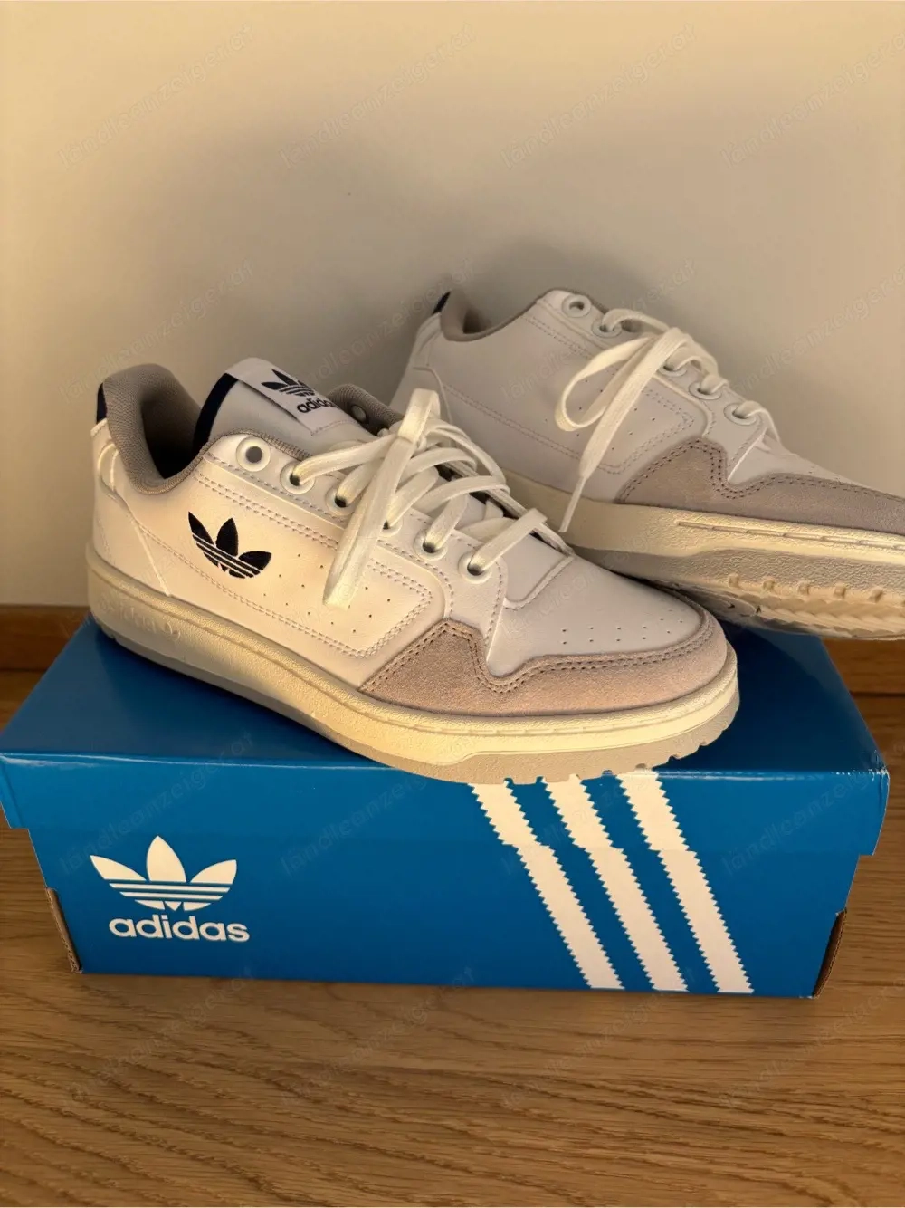 Adidas Sneaker NEU