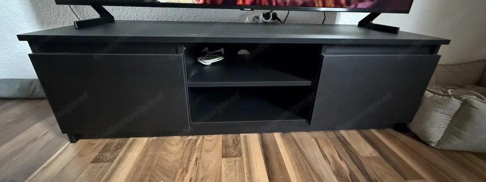 Kleines Lowboard zu verschenken 