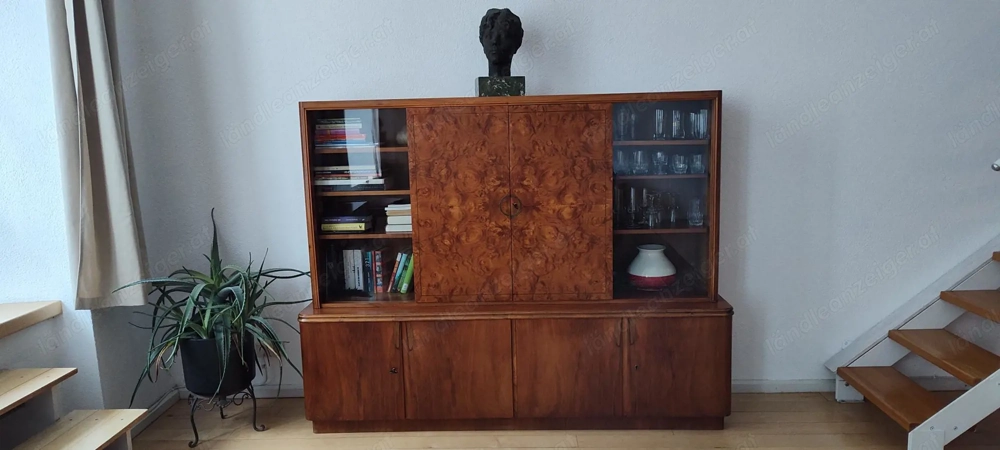 Wunderschöner Vitrinenschrank