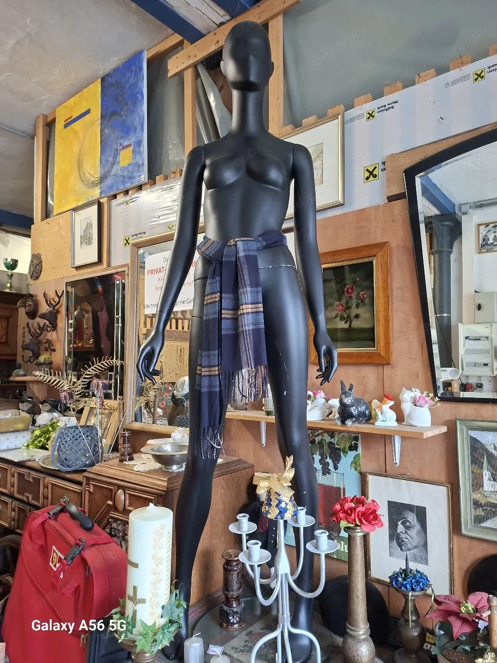 schaufenster puppen weibl.