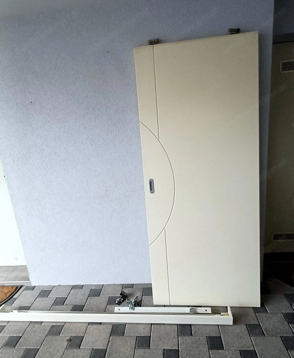 Schiebetür zu verschenken