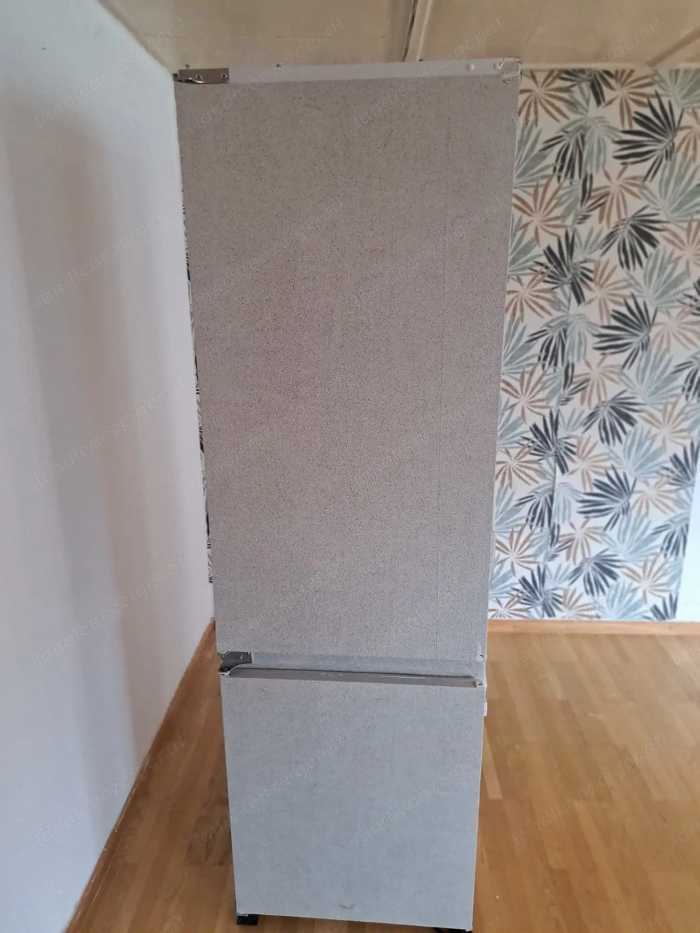 Kühl-Gefrierschrank