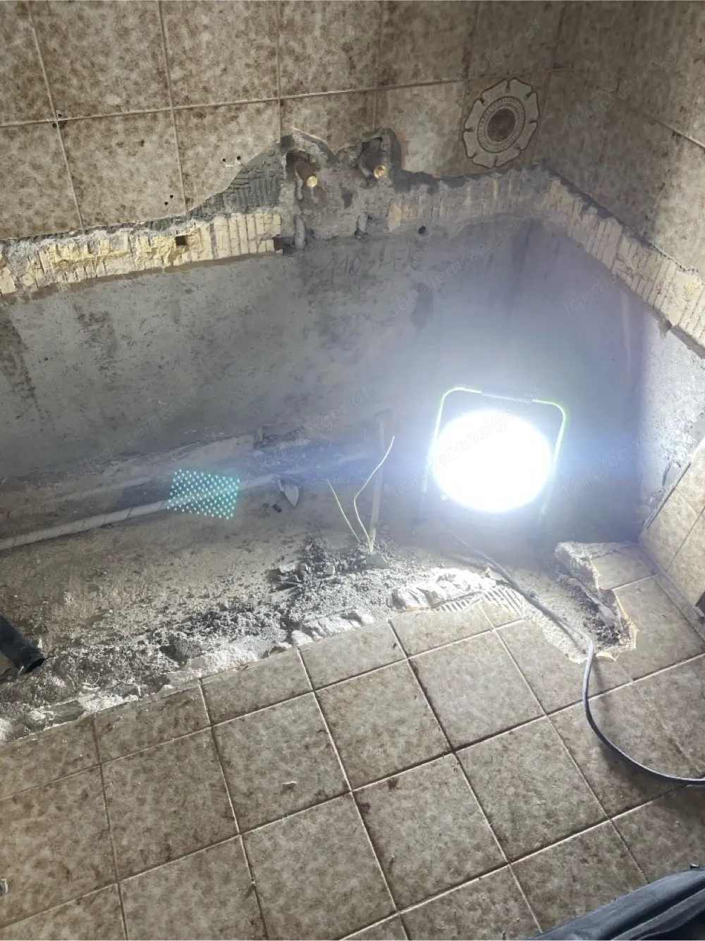 Wir sanieren ihr altes Bad sauber  und zu einem fairen Preisund 