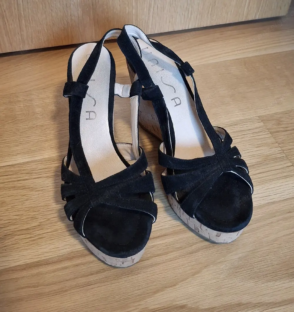 Sandalen mit Korkabsatz