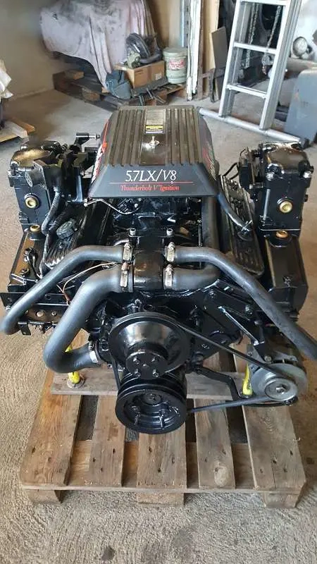 Boot Schiff Motor Mercruiser MCM 5,7 LX