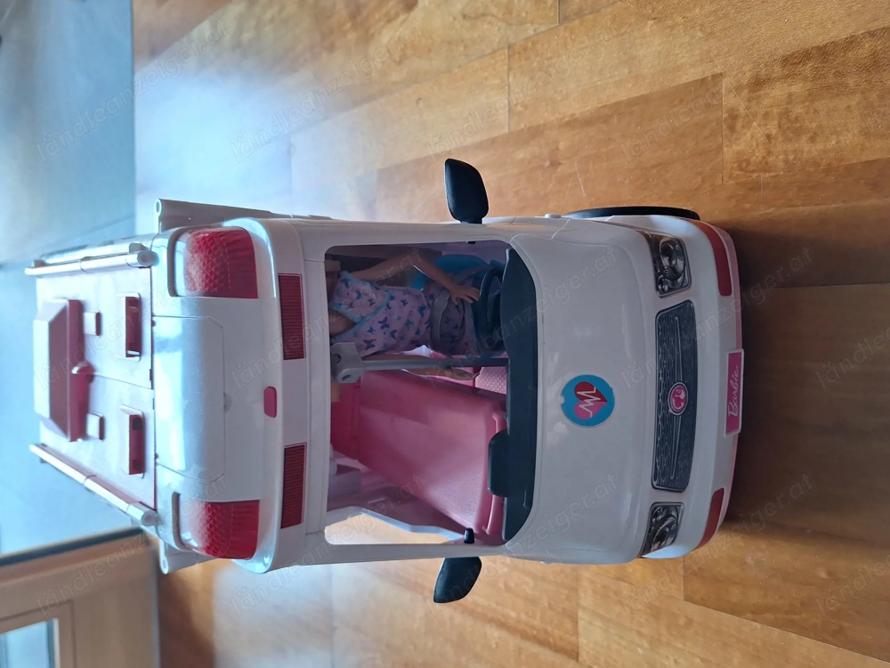 Barbie Rettung- und Krankenwagen