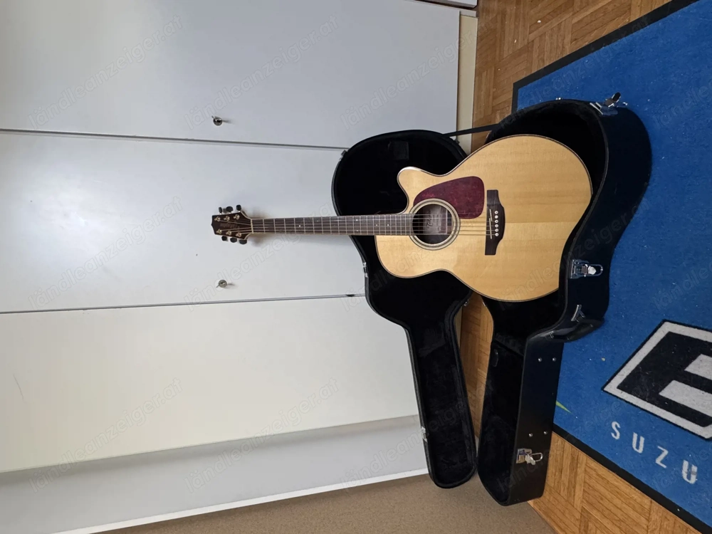 Westerngitarre von Takamine