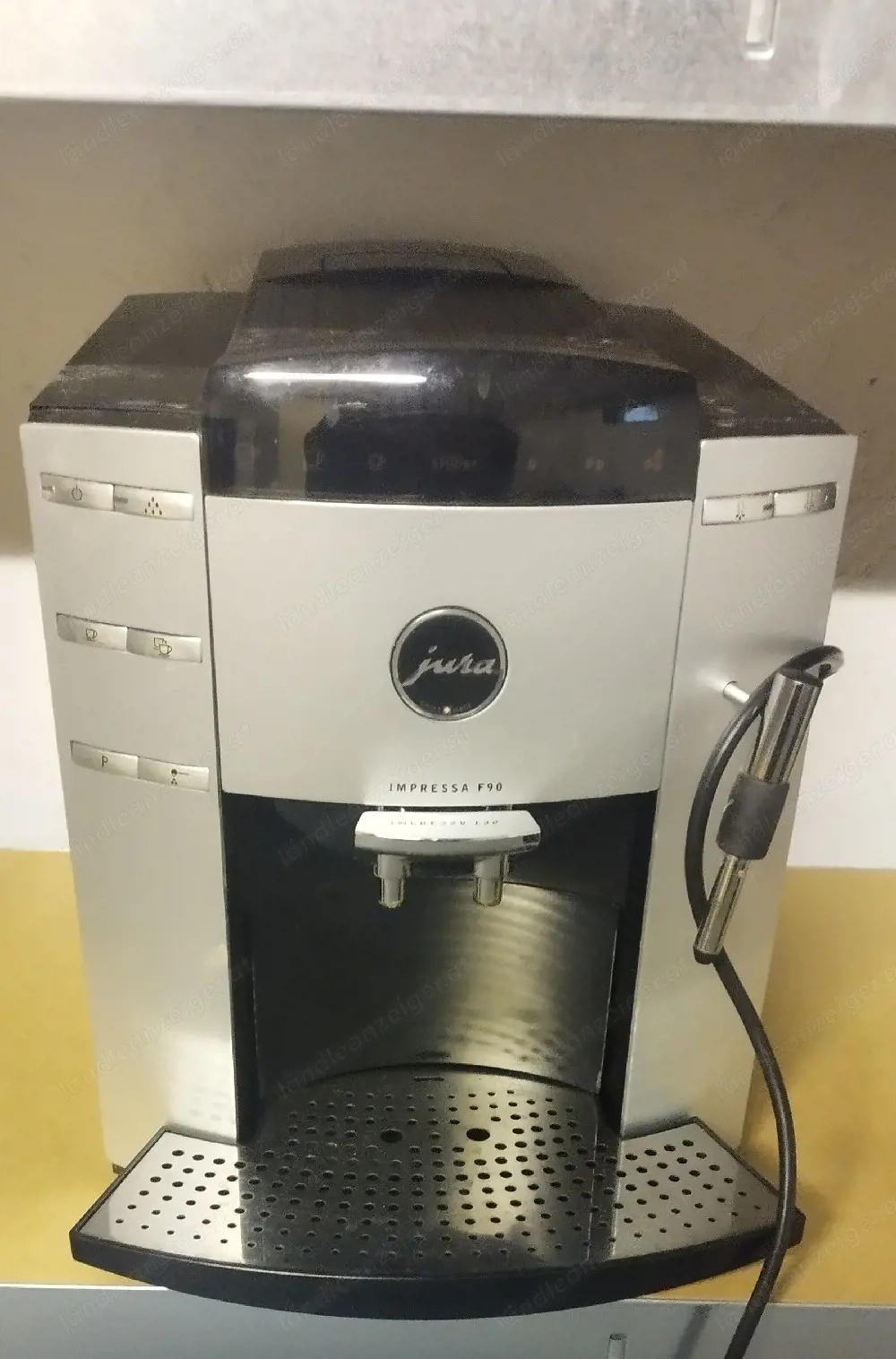 Jura İmpressa F90 Kaffeemaschine 
