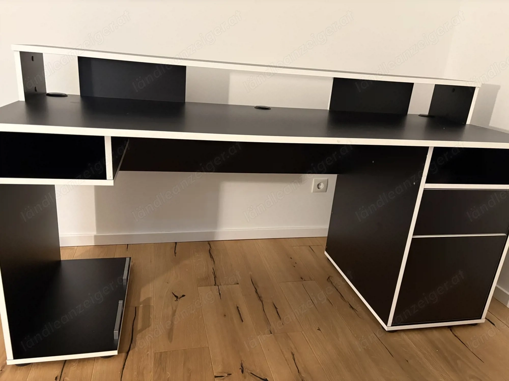 Novel GAMINGTISCH 170 65 92 cm in Schwarz, Weiß