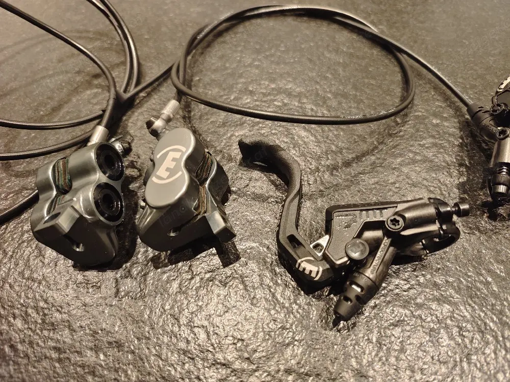 Fahrradbremse Magura MT7 PRO Set inkl. Bremsscheiben NEU