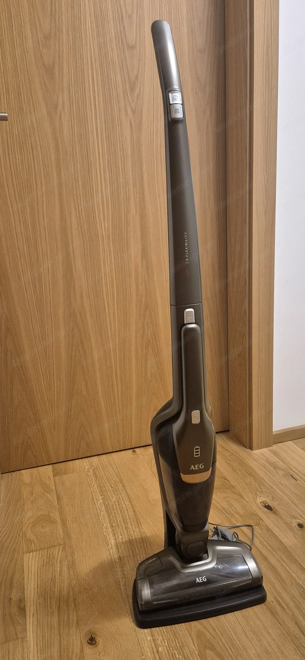 Akkustaubsauger AEG CX7