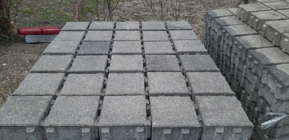 Fugenpflasterstein Beton