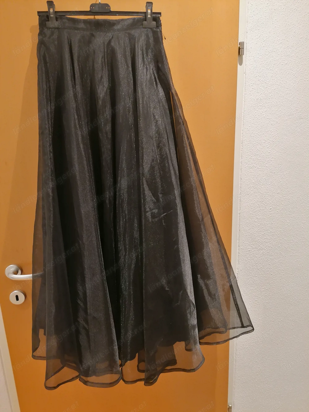 Wunderschöner Abendrock, bodenlang, schwarz. NEU