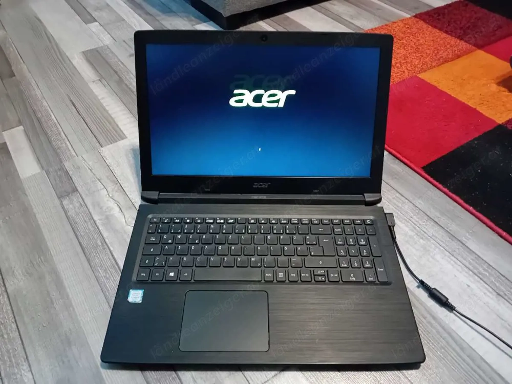 Acer A315 15,6 Zoll mit Core i5-7200   Full HD  256 GB SSD + 750GB HDD neuer Akku - Windows 11 Pro !