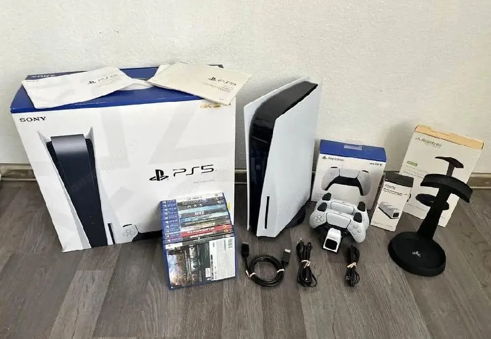 PlayStation 5 Disc Edition 825Gb+ Headset+2 Controller +12 Spielen
