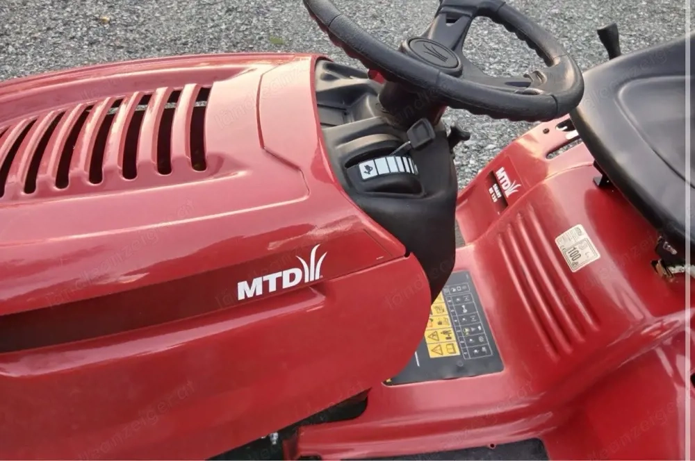 MTD Rasenmähertraktor 