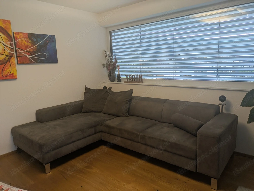 Ecksofa in elefantengrau vom Möbelhaus Weiler Möbel