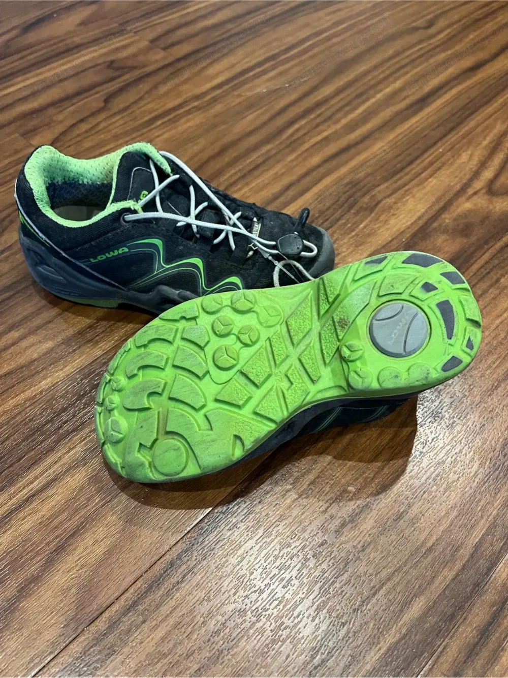 Turnschuhe Lowa Gr 29