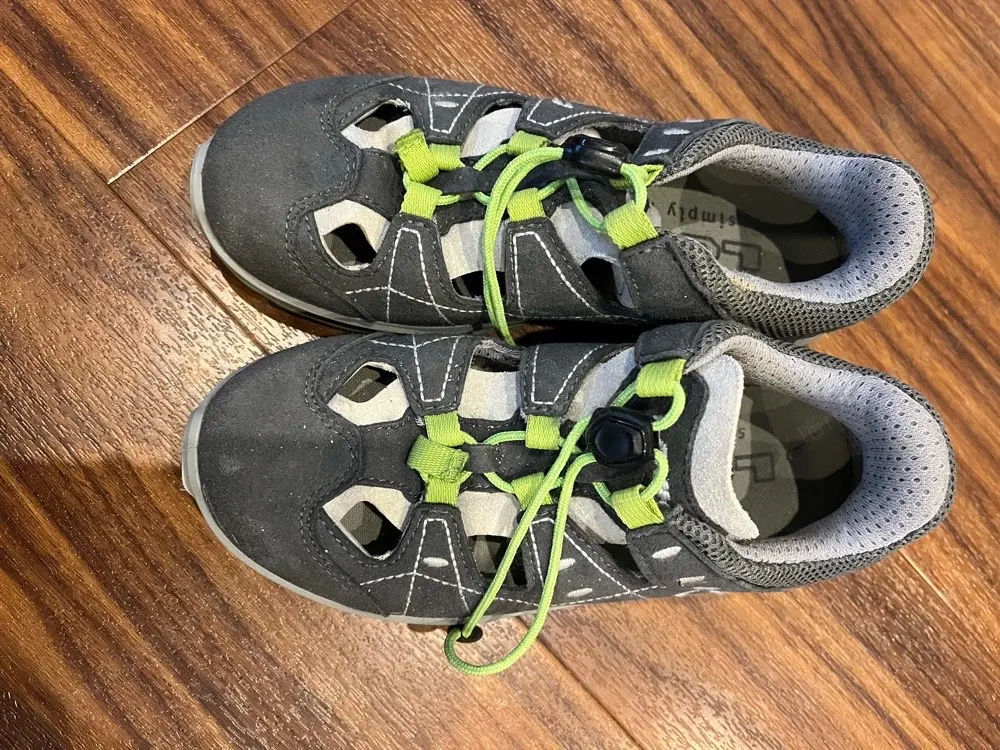 Lowa Sandalen neu Gr 29