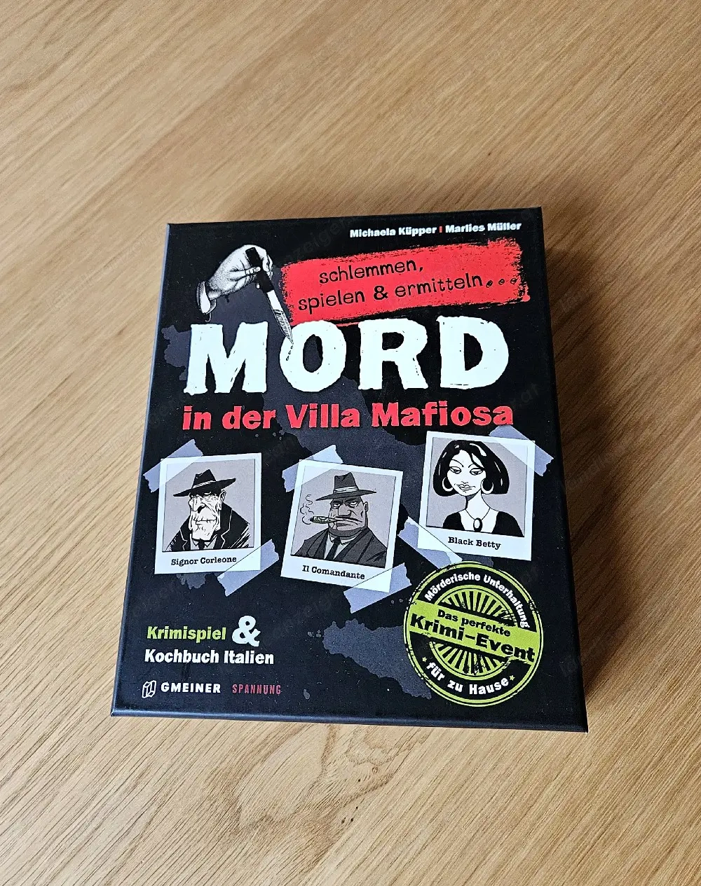 Krimidinner-Set: Mord in der Villa Mafiosa - Spiel & Kochbuch