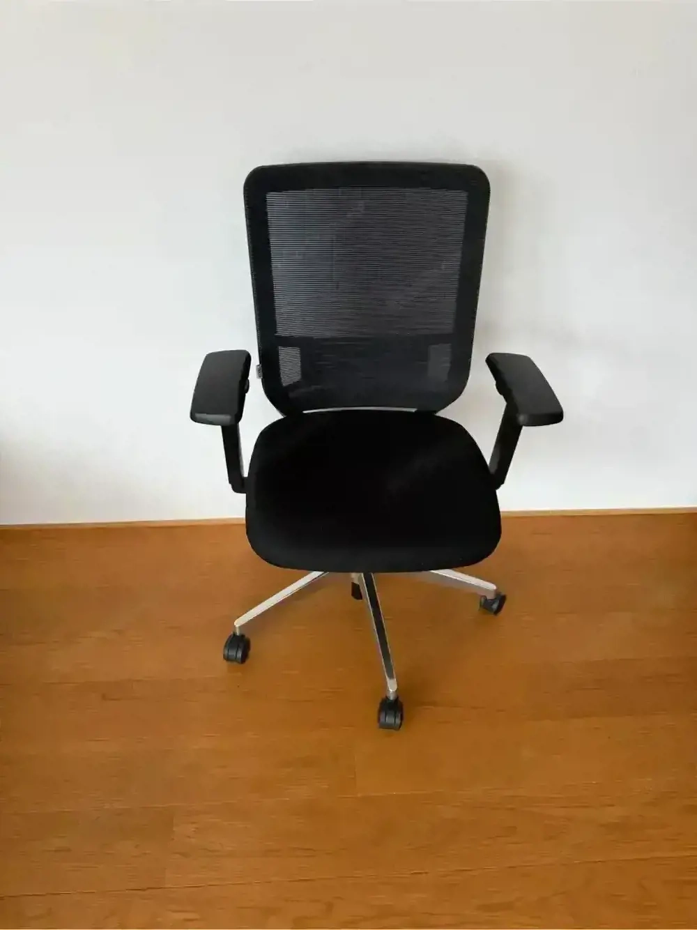 Yaasa Chair Schwarz   ergonomischer Premium-Bürostuhl